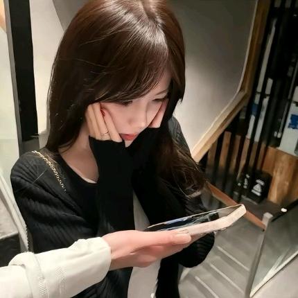 摆烂小鱼
