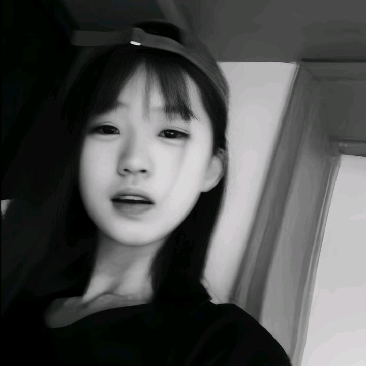 只恨自己太天真