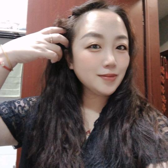  雪儿  