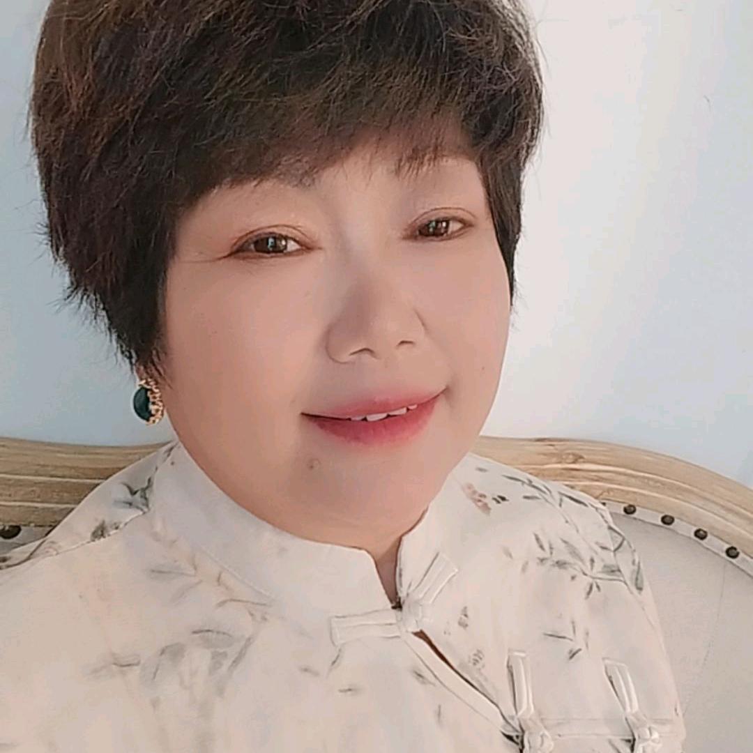 女汉子梅婆七点开播