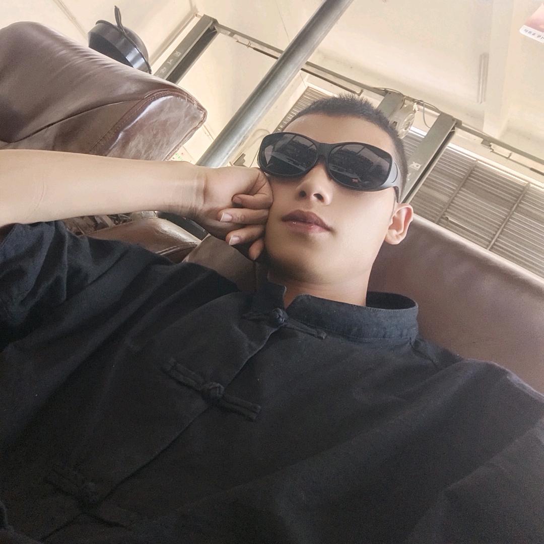 以后会阳光的