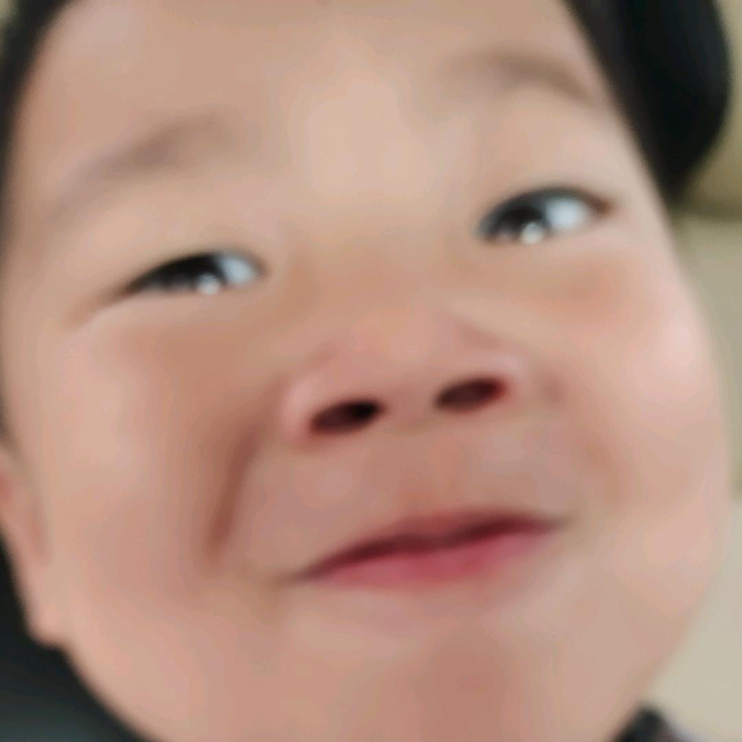 小张不嚣张✈️
