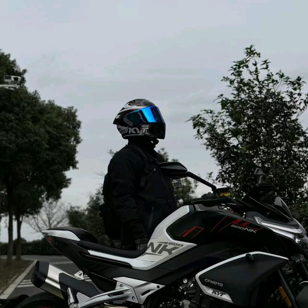 小何在线