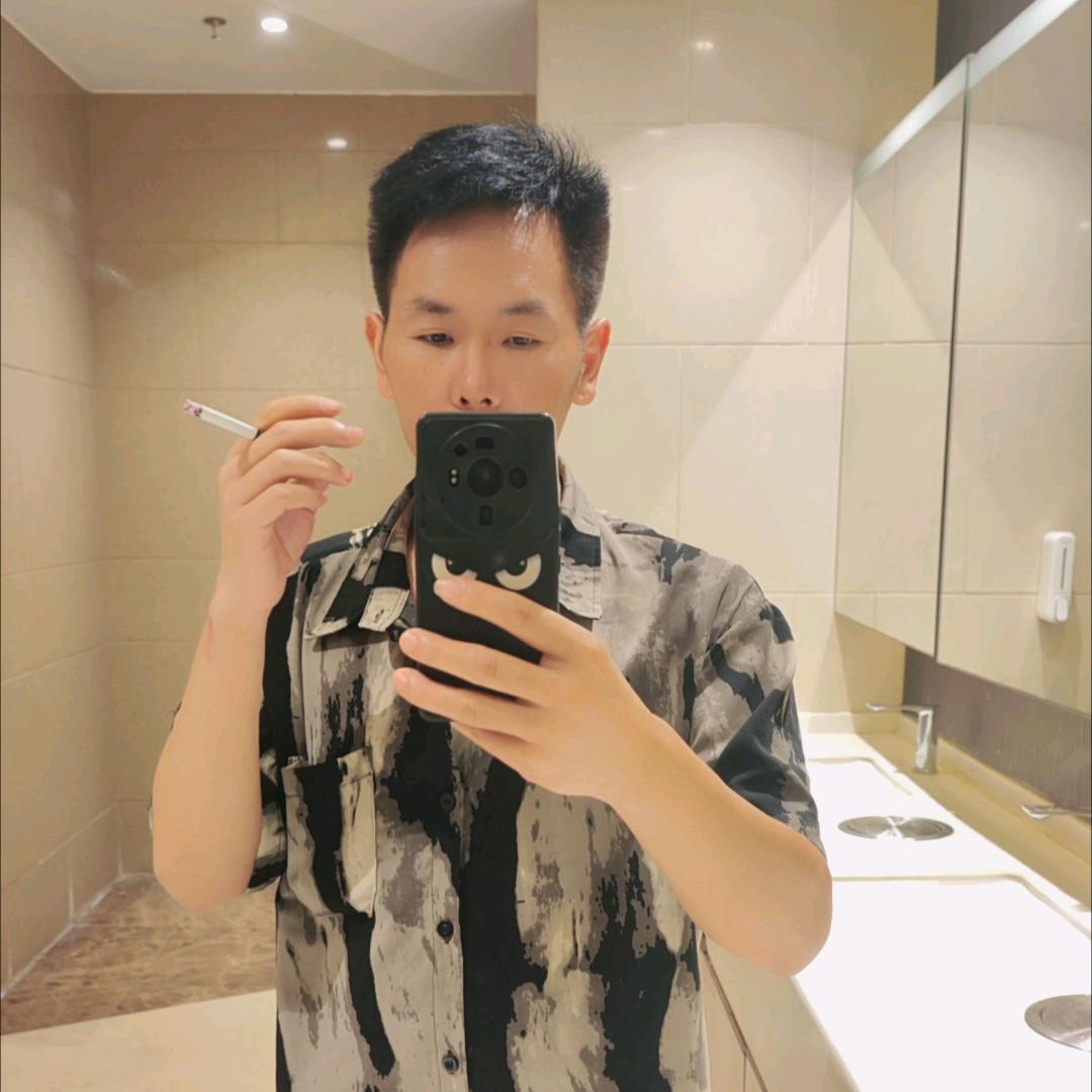 请叫我🔥成大仙🔥
