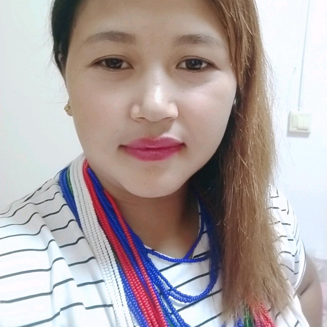 云南佤族黑妹