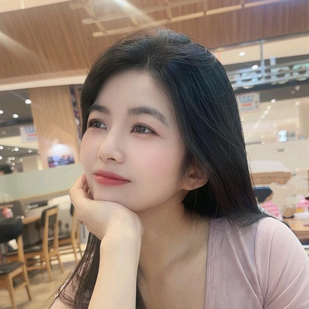 小财月😼
