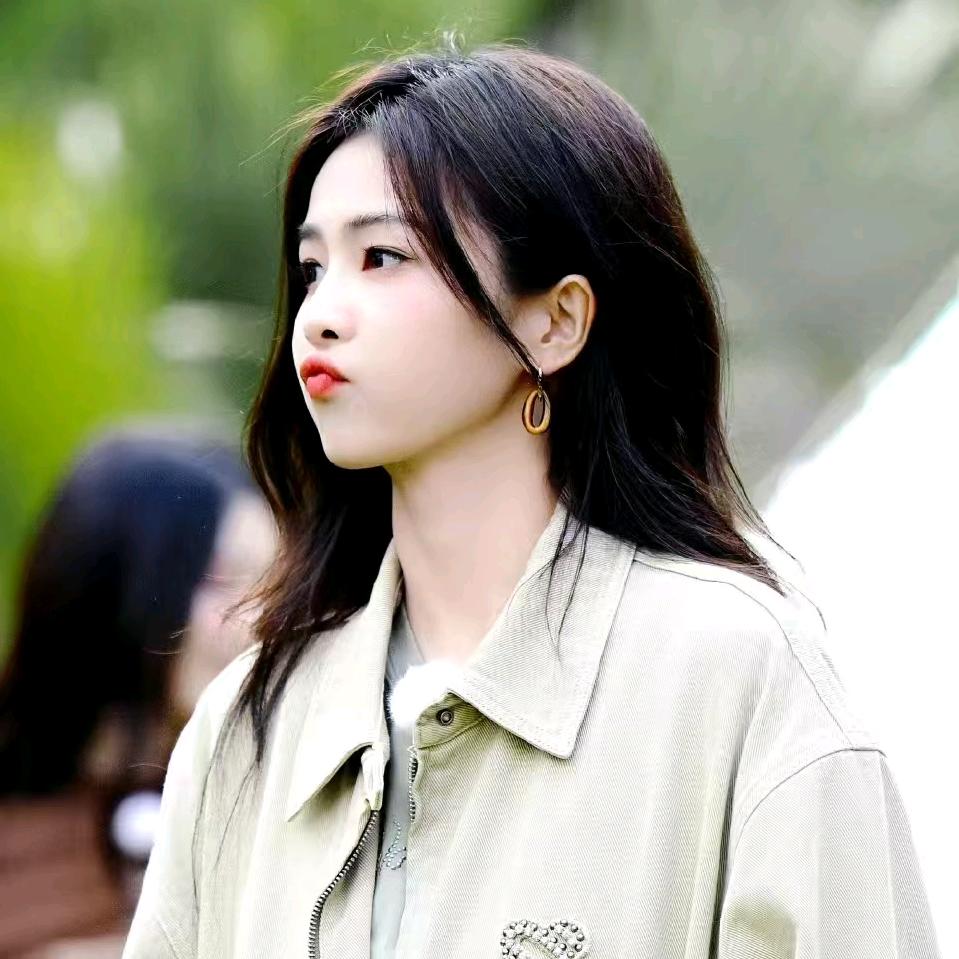 青青🌾【进裙看主页】