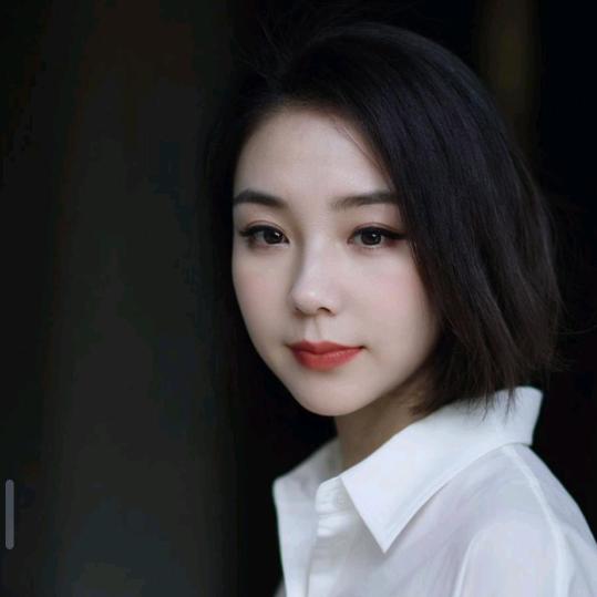 杨莉