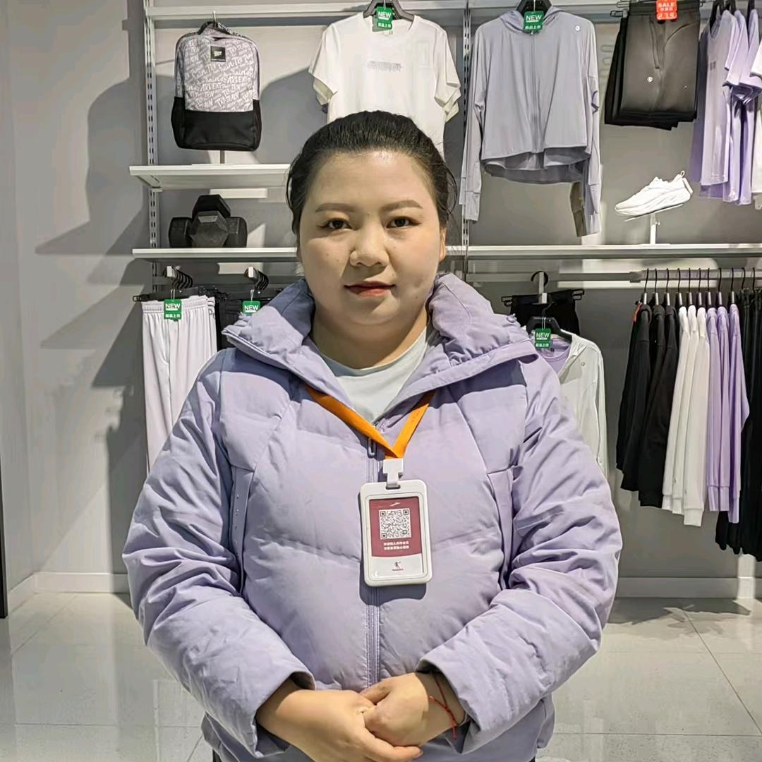 中乔-婷婷（欢乐橙购物中心乔丹体育）