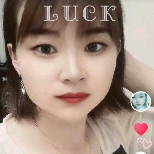 Z，y疯一样的女汉子