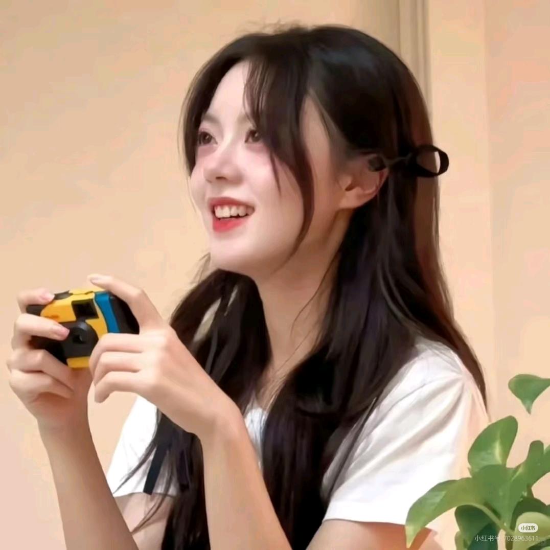 ◔.̮◔
