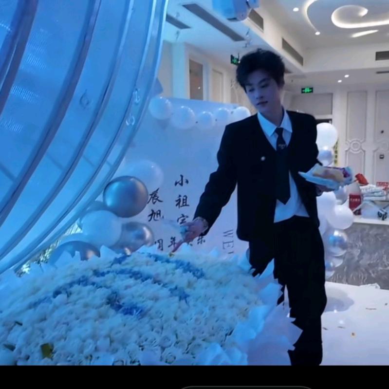 დ᭄*꯭͡满目姓《陈》^