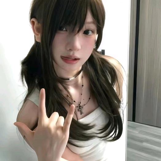 宋宋.