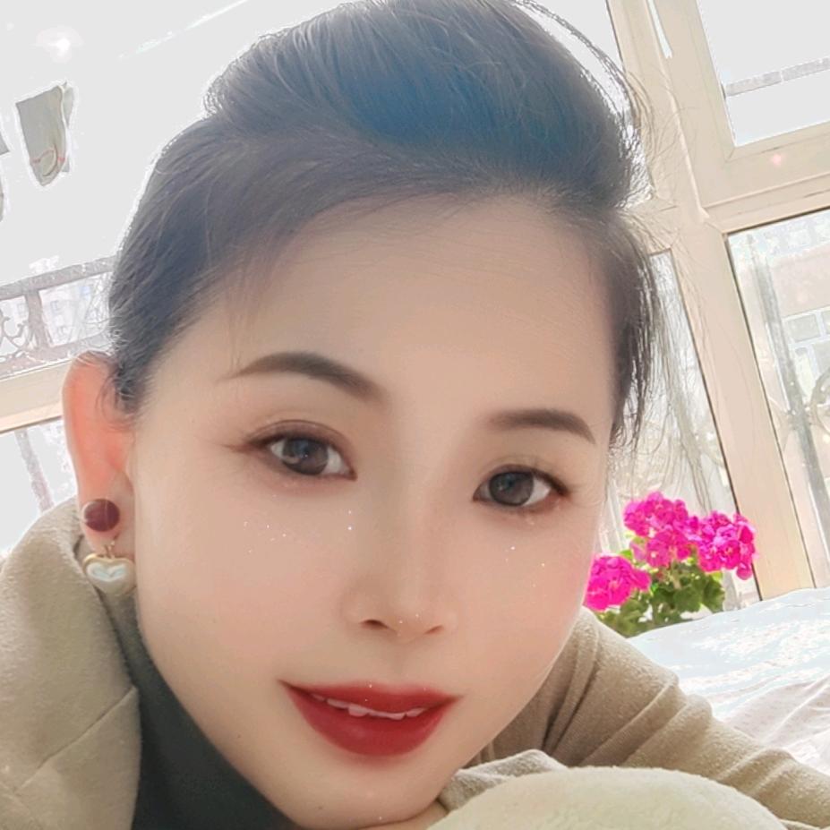 锦畅一笑倾城