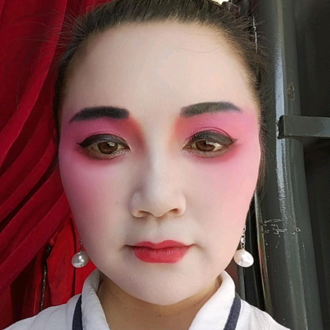 卢卢