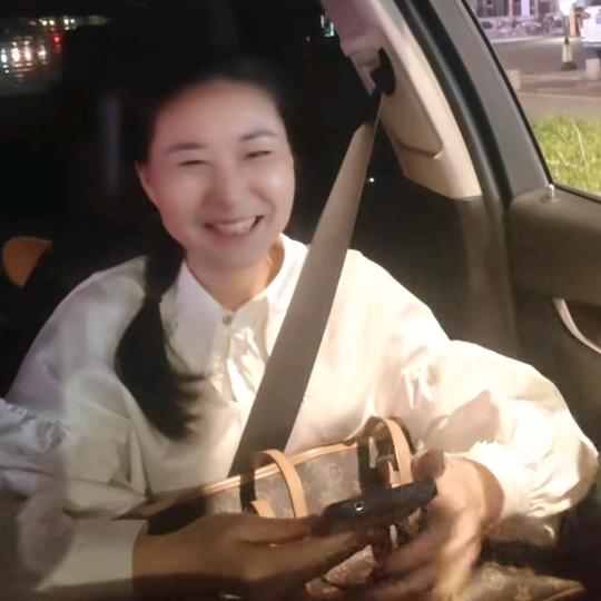 🌹🌹🌹华姐🌹🌹🌹