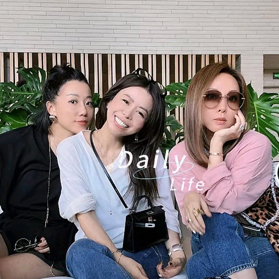 唐老板嘉玲姐时尚爆款穿搭