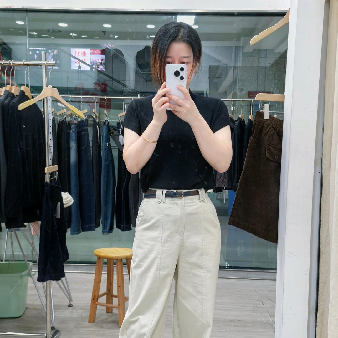 叮叮韩系服装实体店