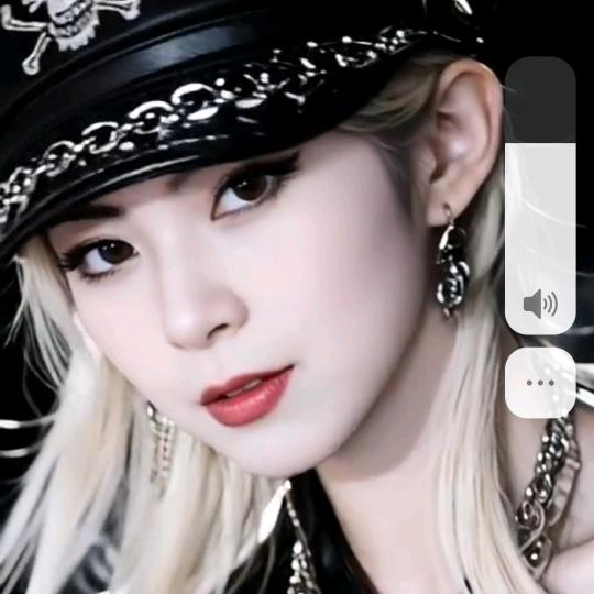 淡定人生巜拒私聊拒和拍》