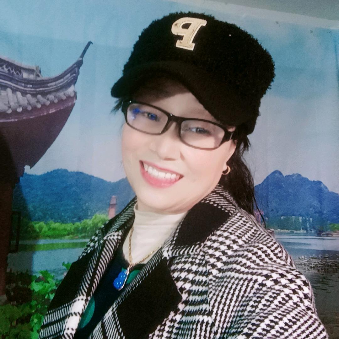 小英超市