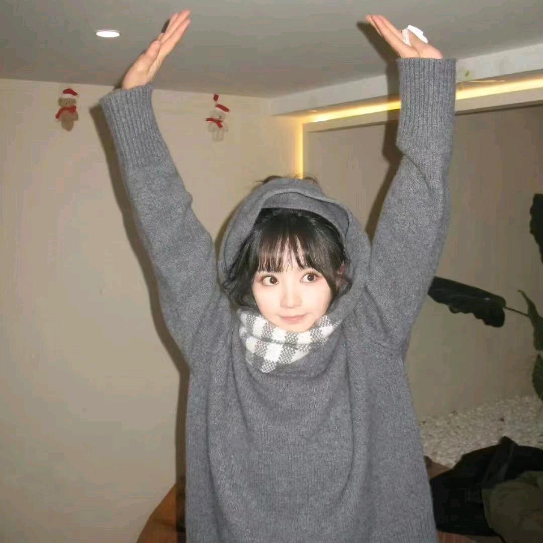 一只小锦李.