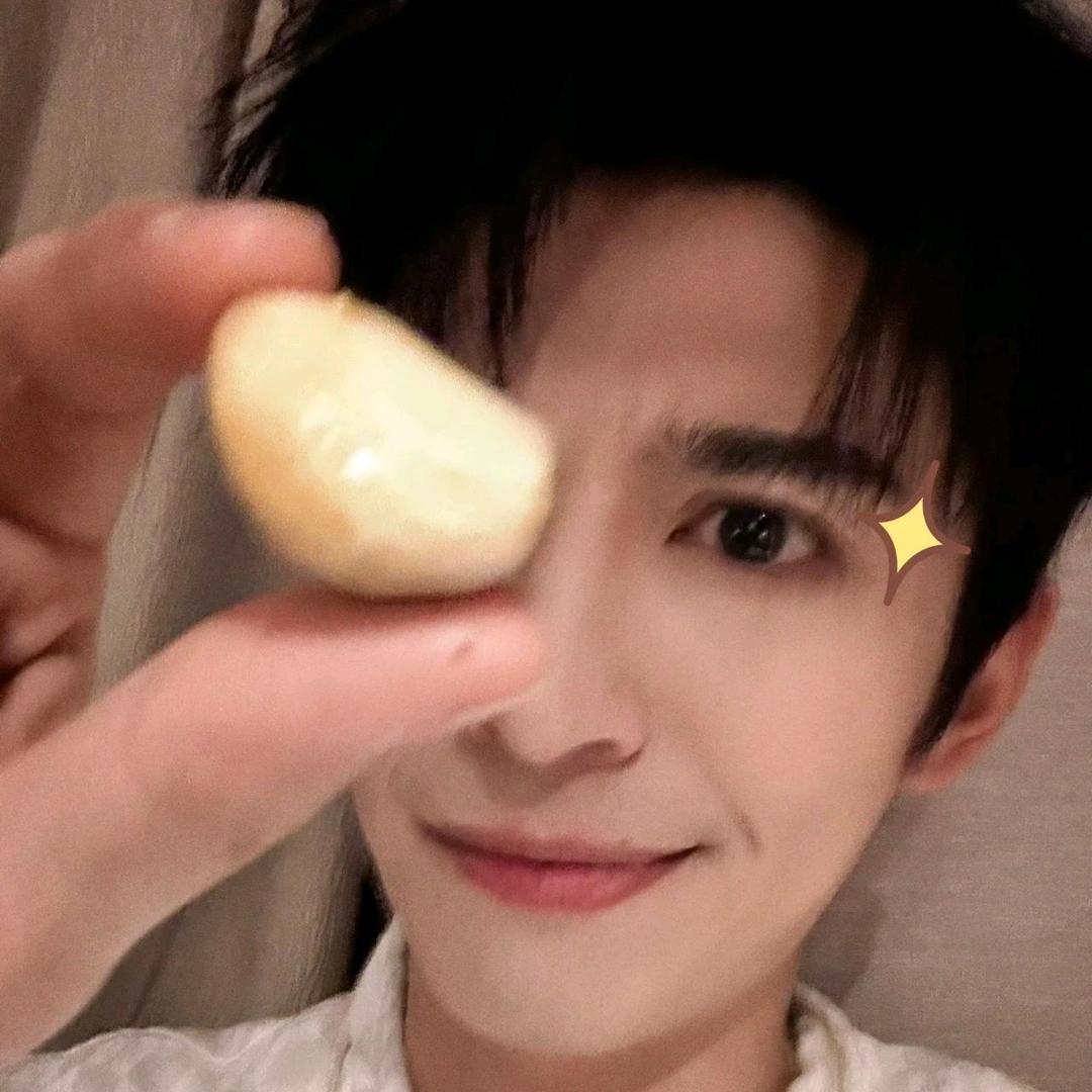 十个勤天（见过晃晃一次）