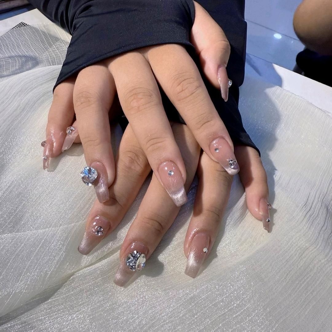 美甲美睫师诺诺💅