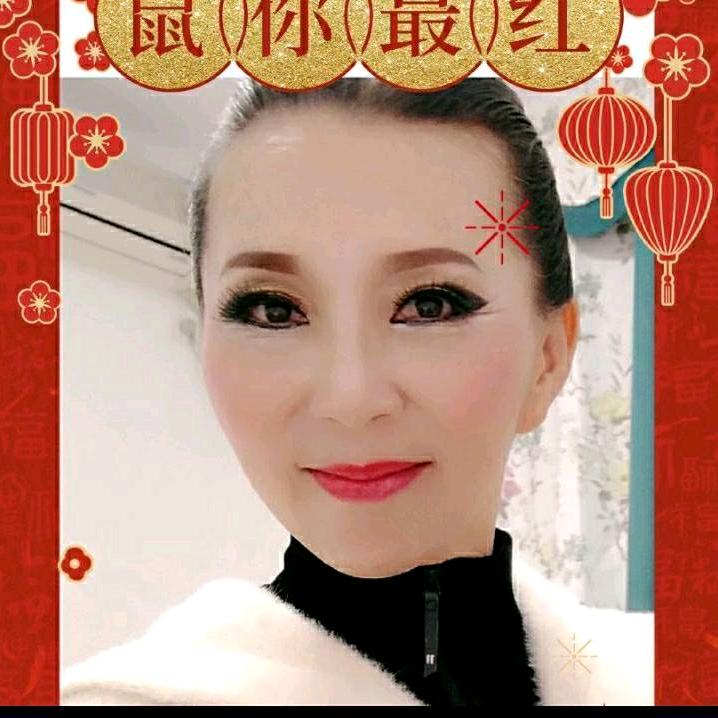 绿叶爱舞蹈