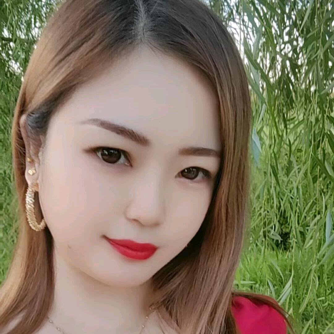 昌吉亚中狼宝尚品鞋店燕子