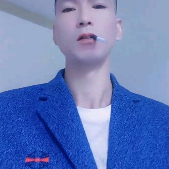 现实的社会，邓 ，无情的是人