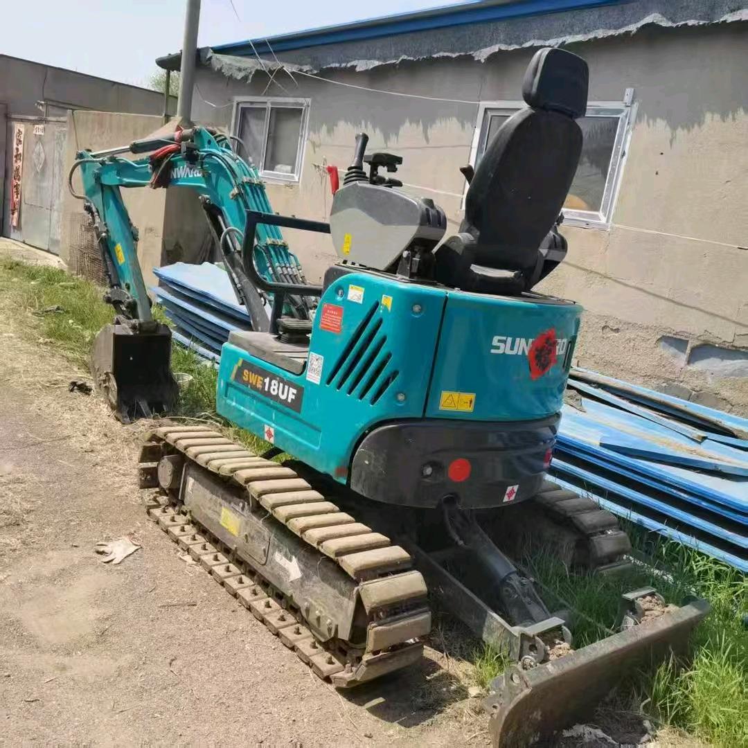 延安微挖自吊洒水车各种机械出租