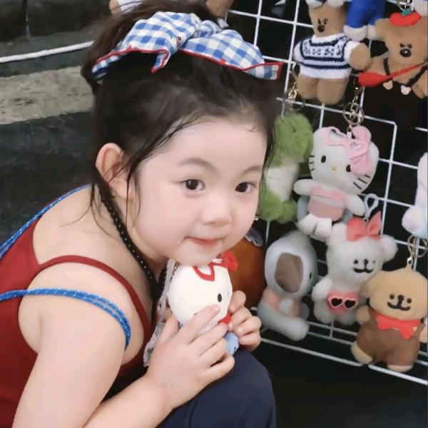 小迪 ฅ˙Ⱉ˙ฅ
