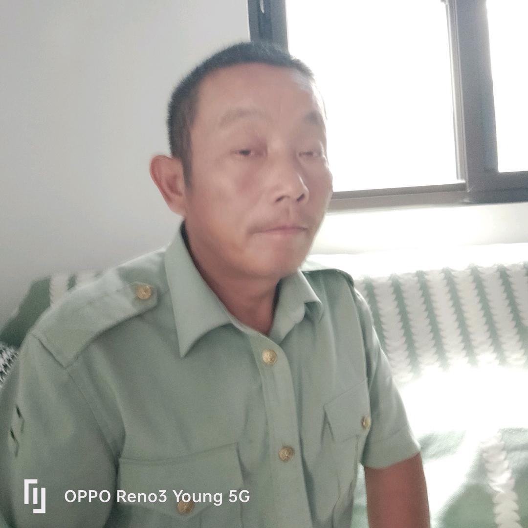 徐自亮  砸墙装修