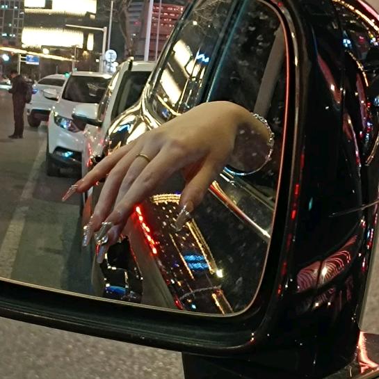 --每天都好困^