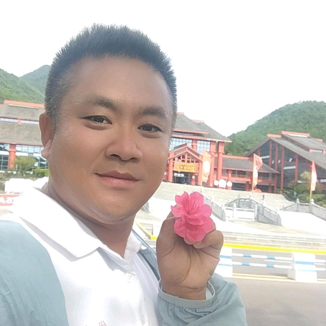 武陵山顶兵哥