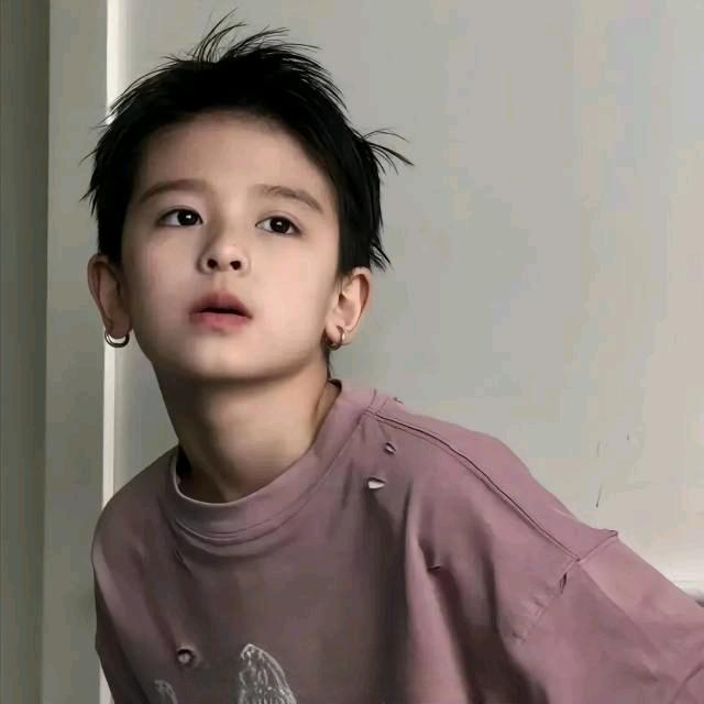 派大星ྀ