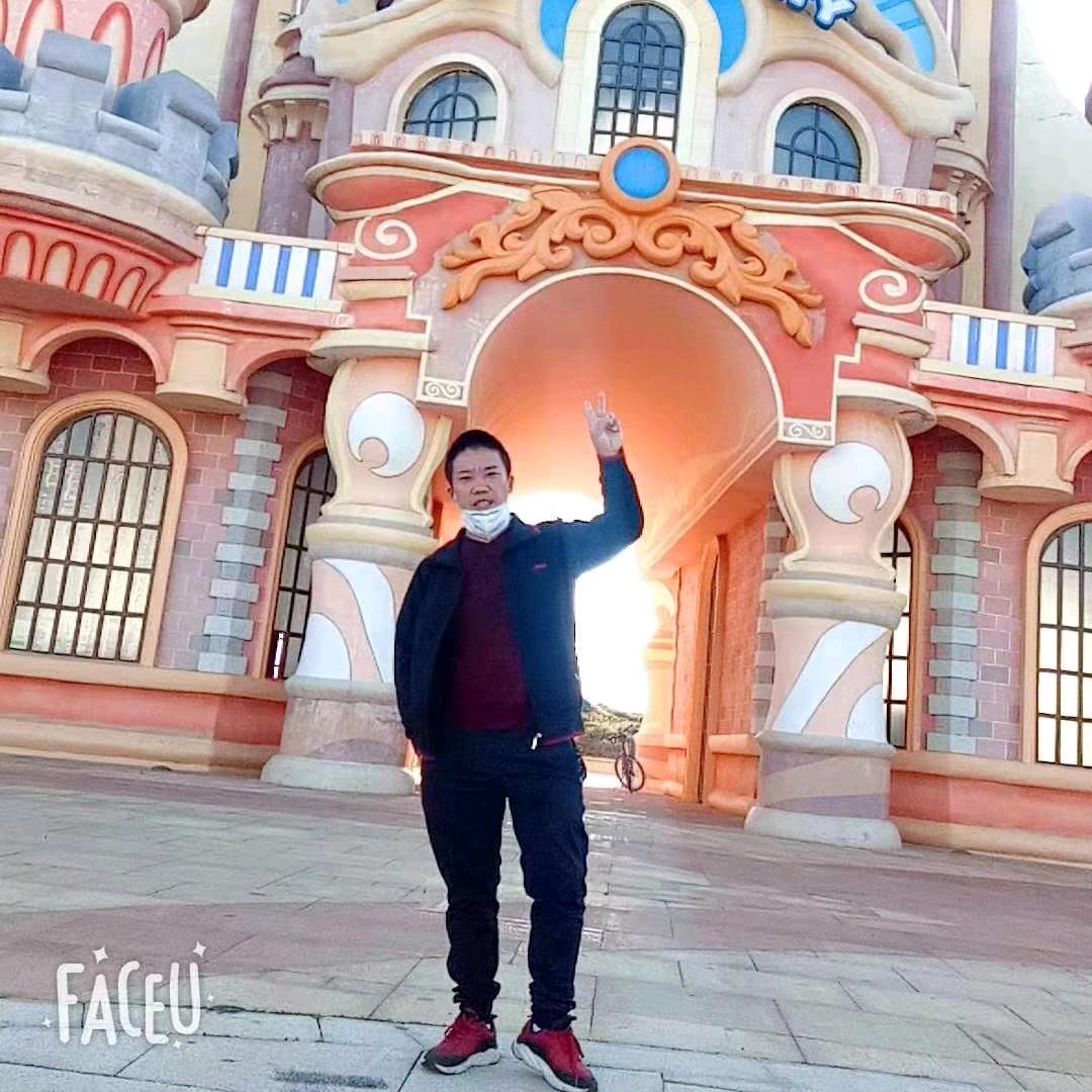 军锅锅（谭先森:)