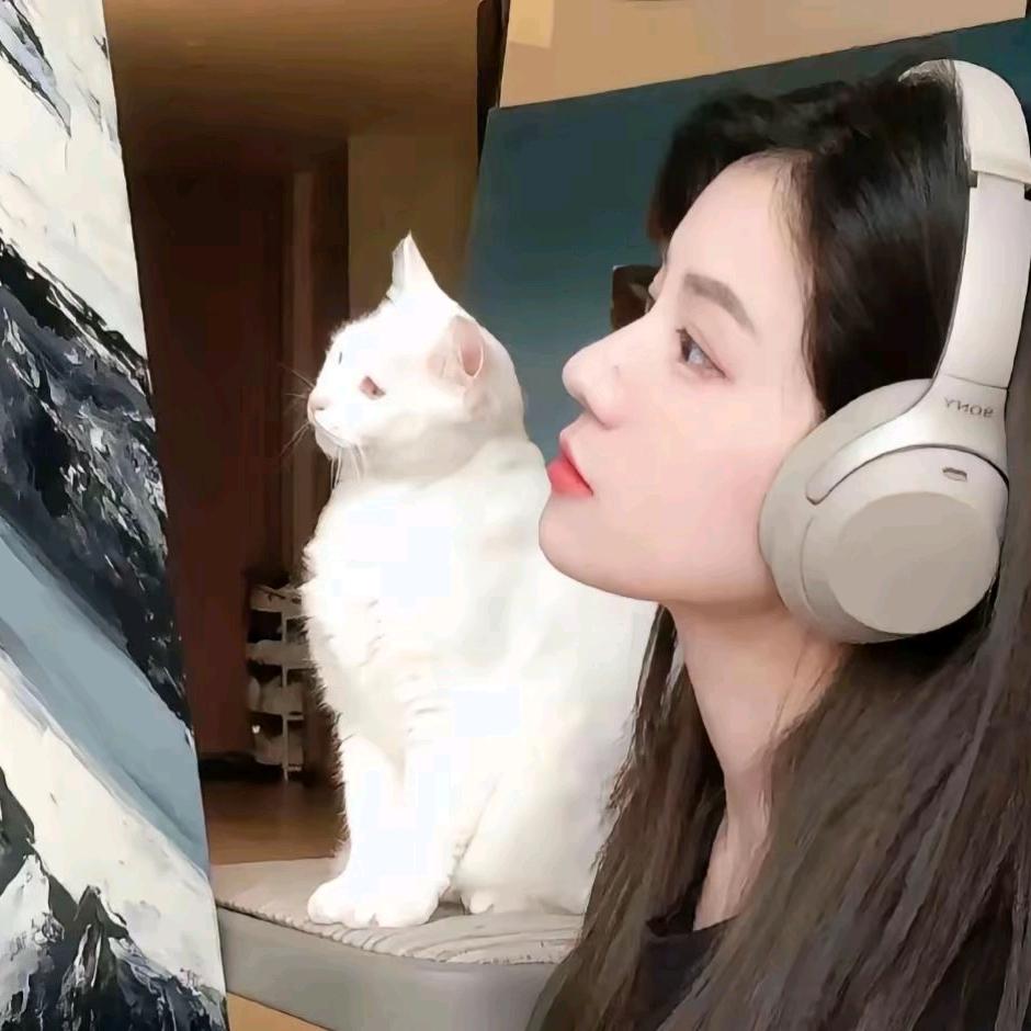 小霖粥八见