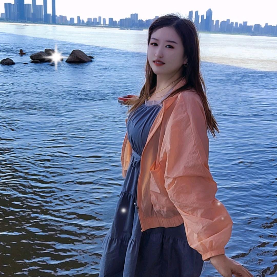 🔔 玲有独钟 🔔（拒私连赞，有关必回
