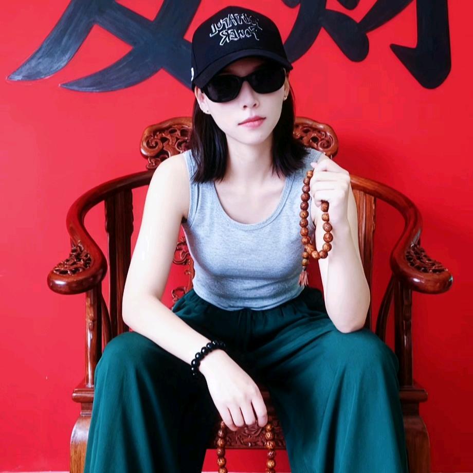 阿茶এ宁霜”