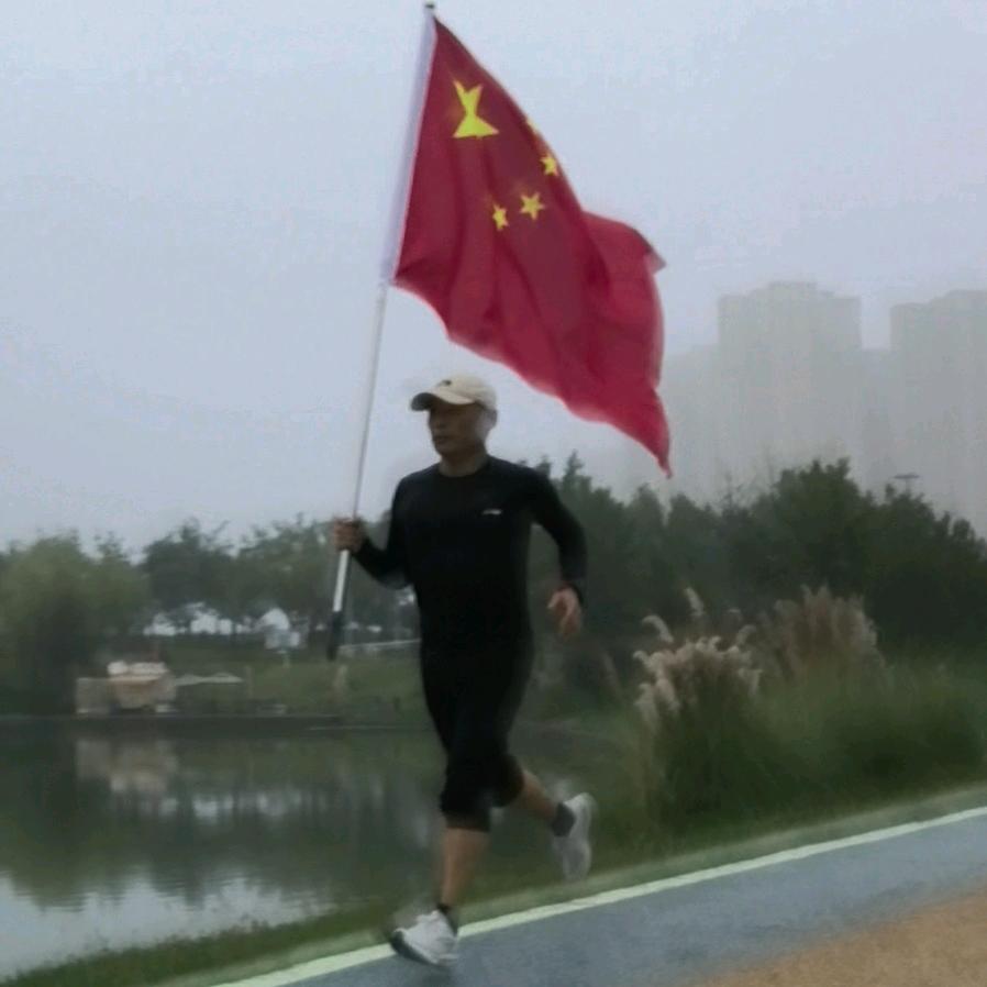 奔跑的游侠