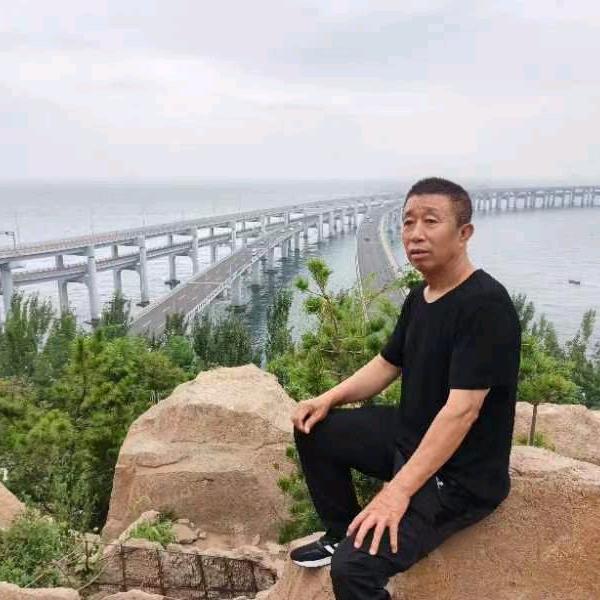 在生活海洋里畅游