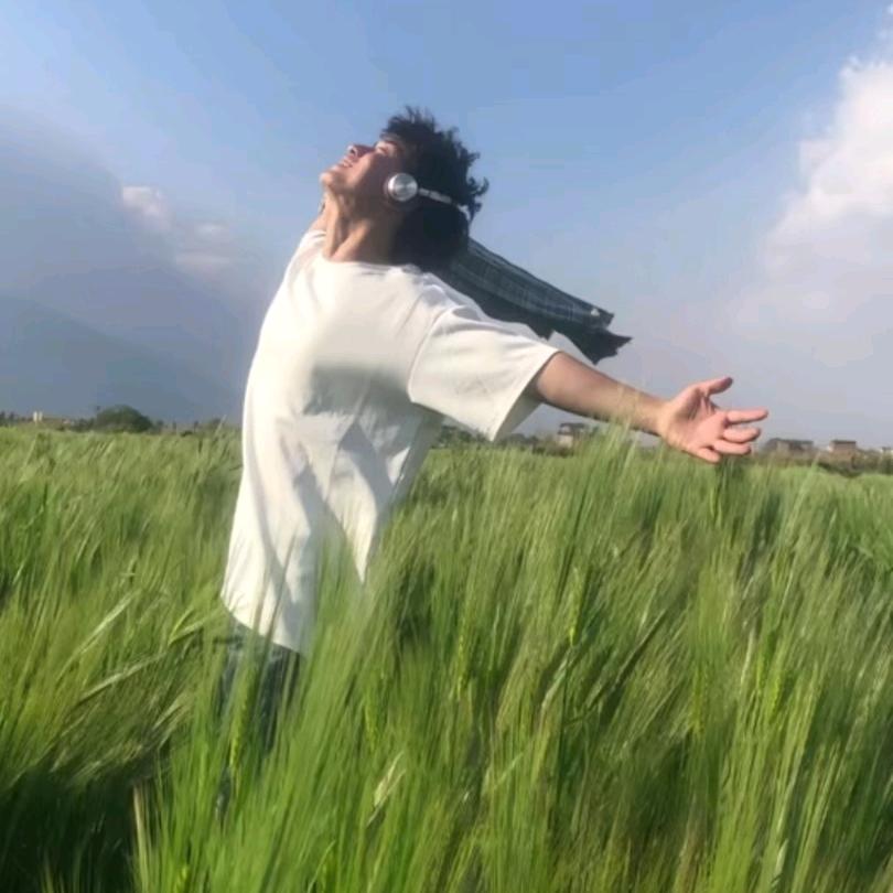@伊木嗯豪