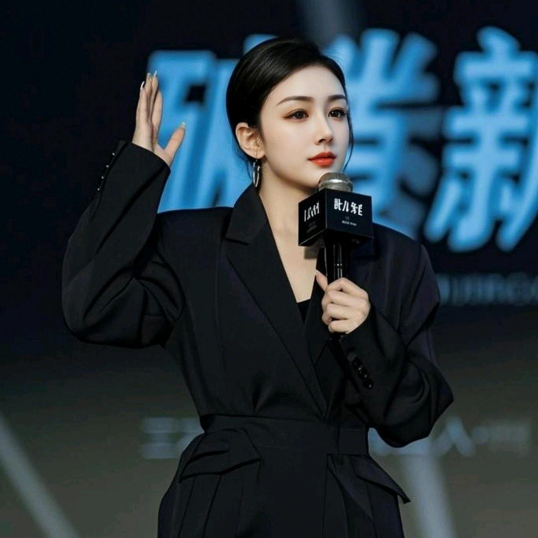 侦晞姝女王-王美琪