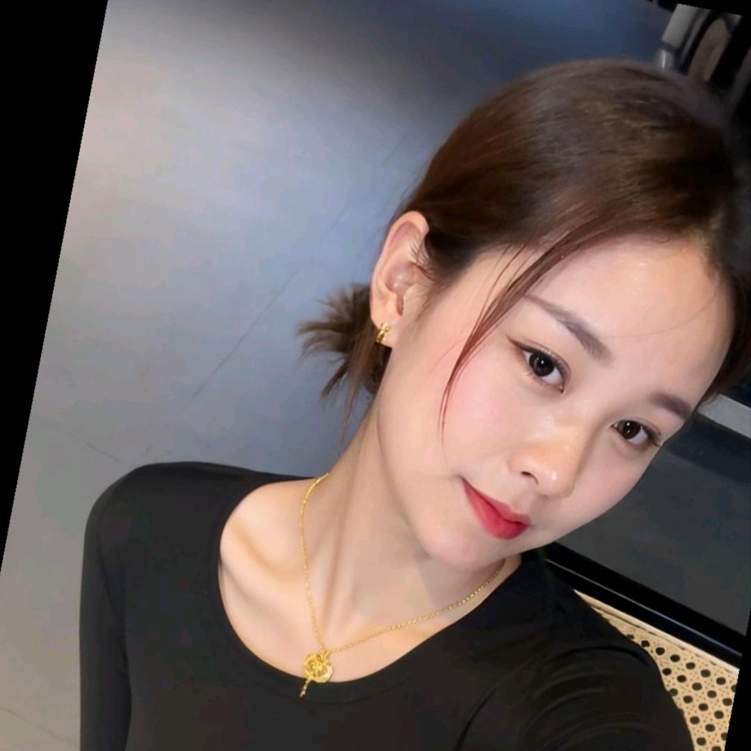 何家  燕子