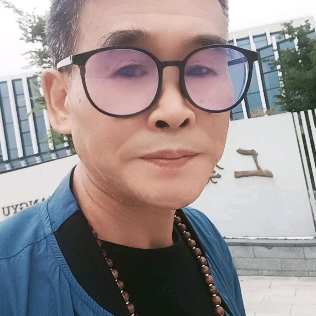 上虞玩童哥橱窗有货