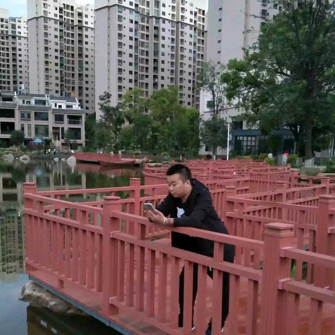 @路路