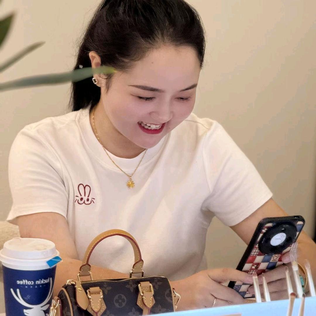 小凳子