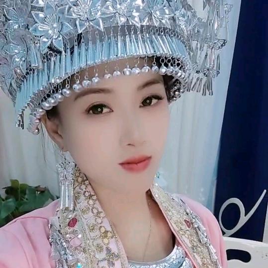 欧阳唱山歌