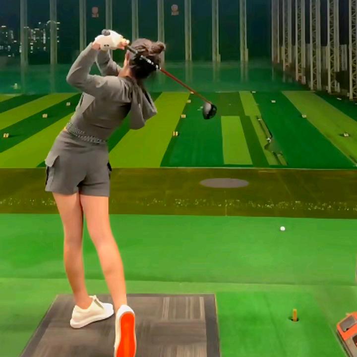 君达高尔夫选品官